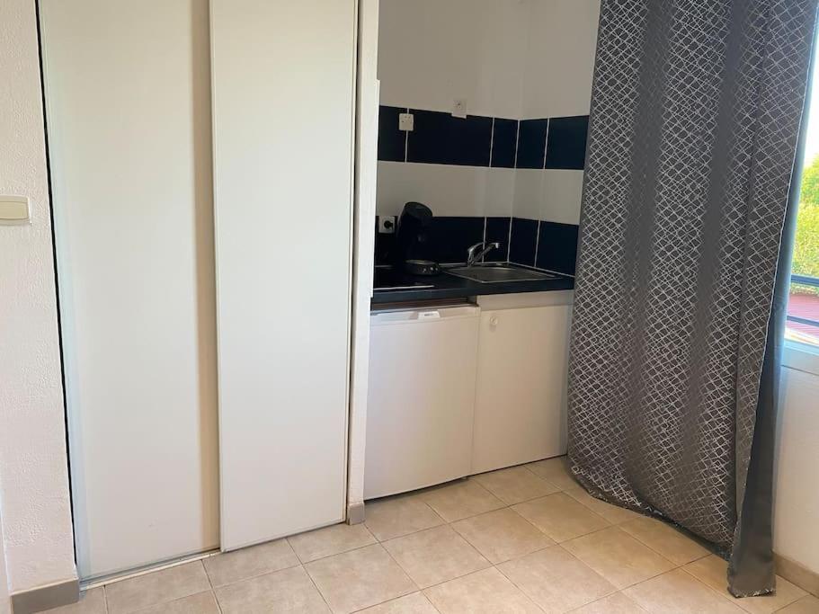 Charmant Studio De 23M2 Avignon Extérieur photo